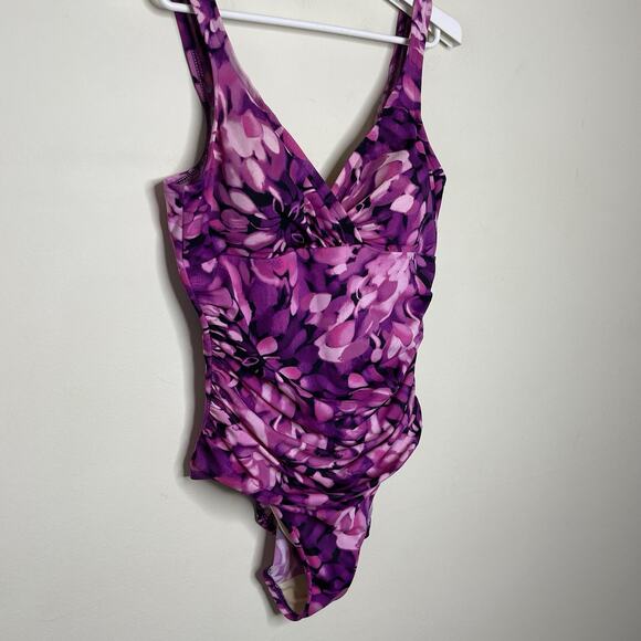 Miraclesuit Slimming One-Piece Swimsuit‎ Pink Purple Floral Ruching Control Sz 8 - Picture 5 of 11